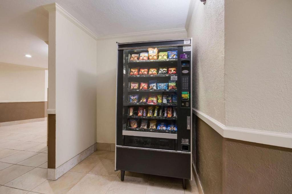 Surestay Plus By Best Western Lawton Exterior photo
